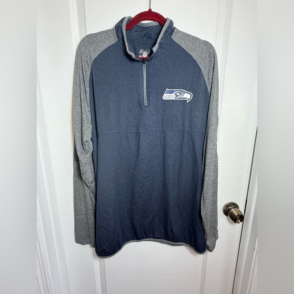 New Era Seahawks long sleeve ¼ front zip - size XL. LIGHTWEIGHT!
